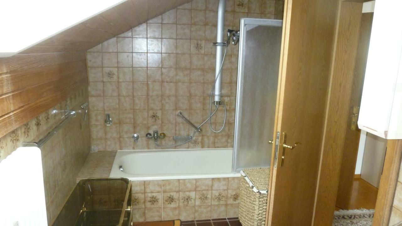 Ferienwohnung ギルヒング エクステリア 写真